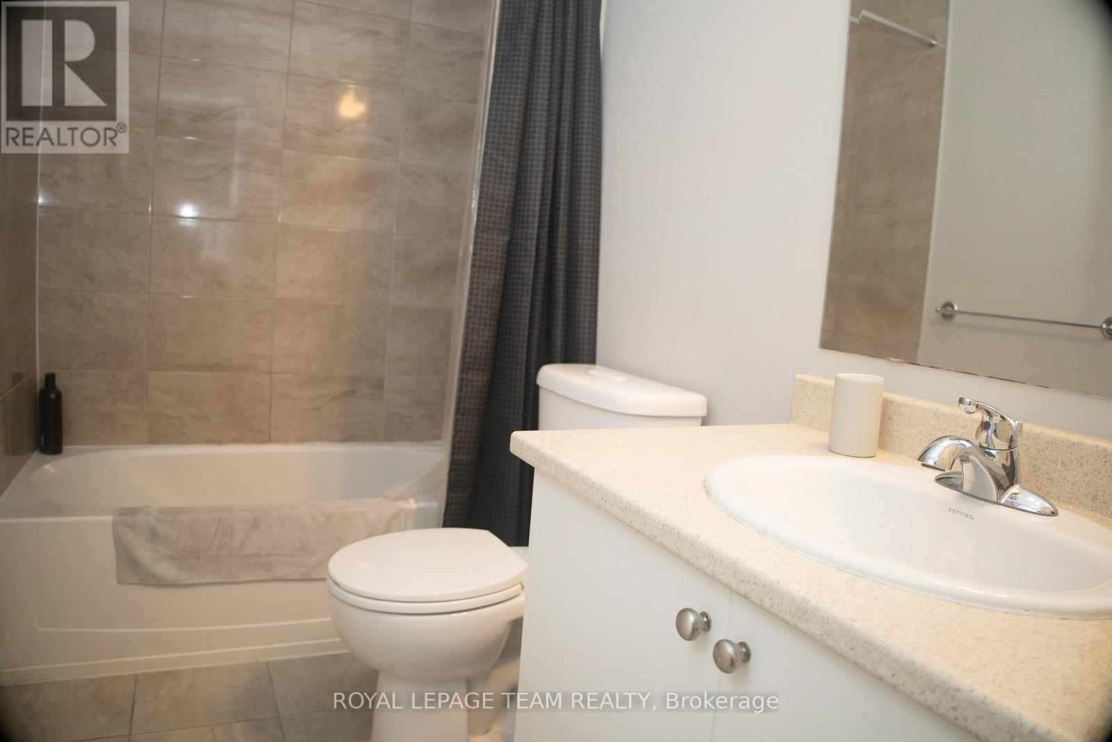 3 Bed, 3 Bath House for Rent in Ottawa – 139 SWEETWATER LANE, Ottawa – MLS# X13424386 - Image 12