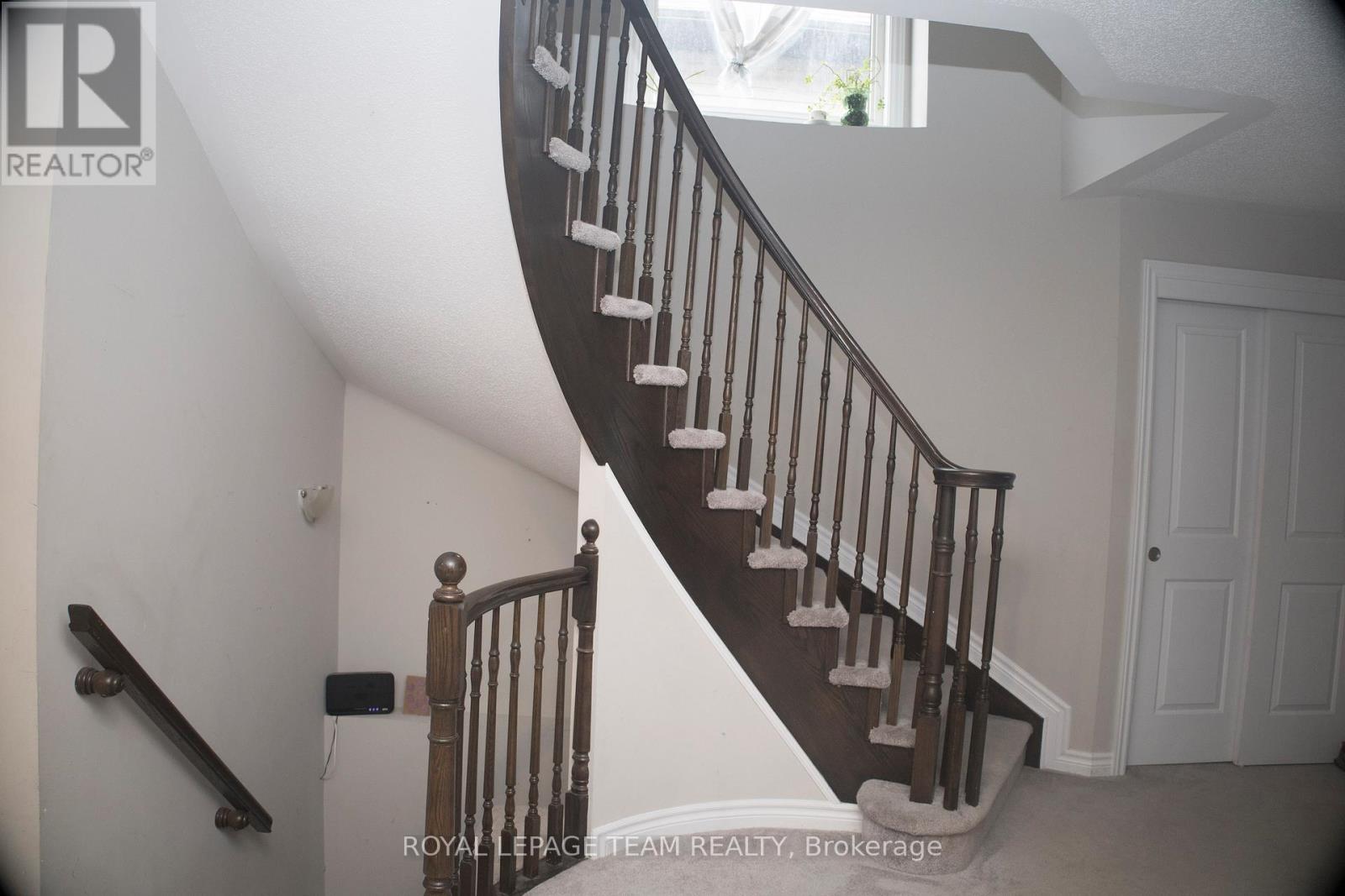 3 Bed, 3 Bath House for Rent in Ottawa – 139 SWEETWATER LANE, Ottawa – MLS# X13424386 - Image 17