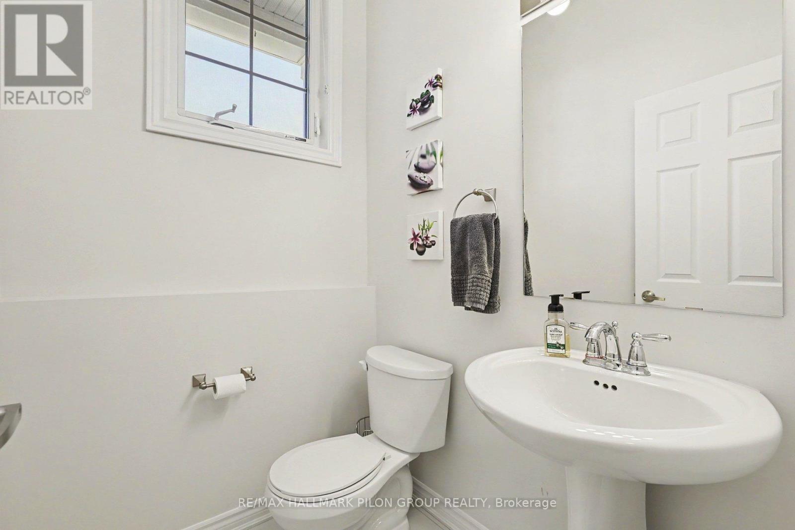 3 Bed, 3 Bath House for Sale in Ottawa – 236 SOLEIL AVENUE, Ottawa – MLS# X13424434 - Image 11