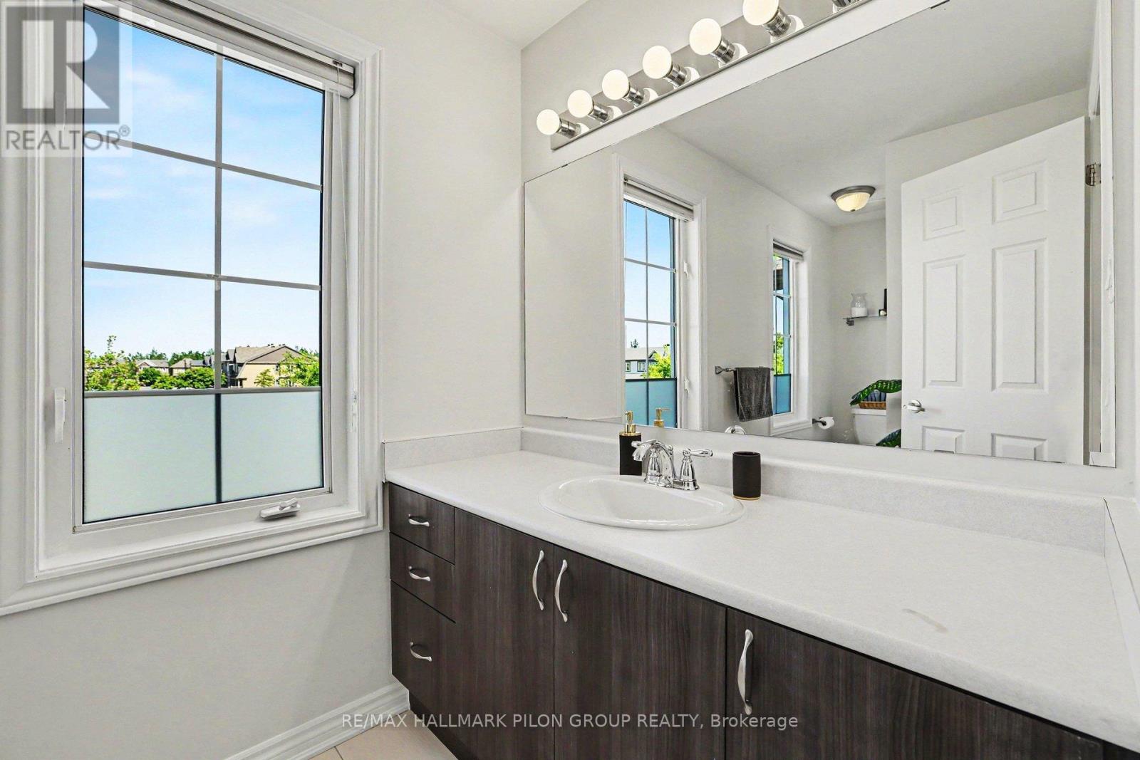 3 Bed, 3 Bath House for Sale in Ottawa – 236 SOLEIL AVENUE, Ottawa – MLS# X13424434 - Image 17