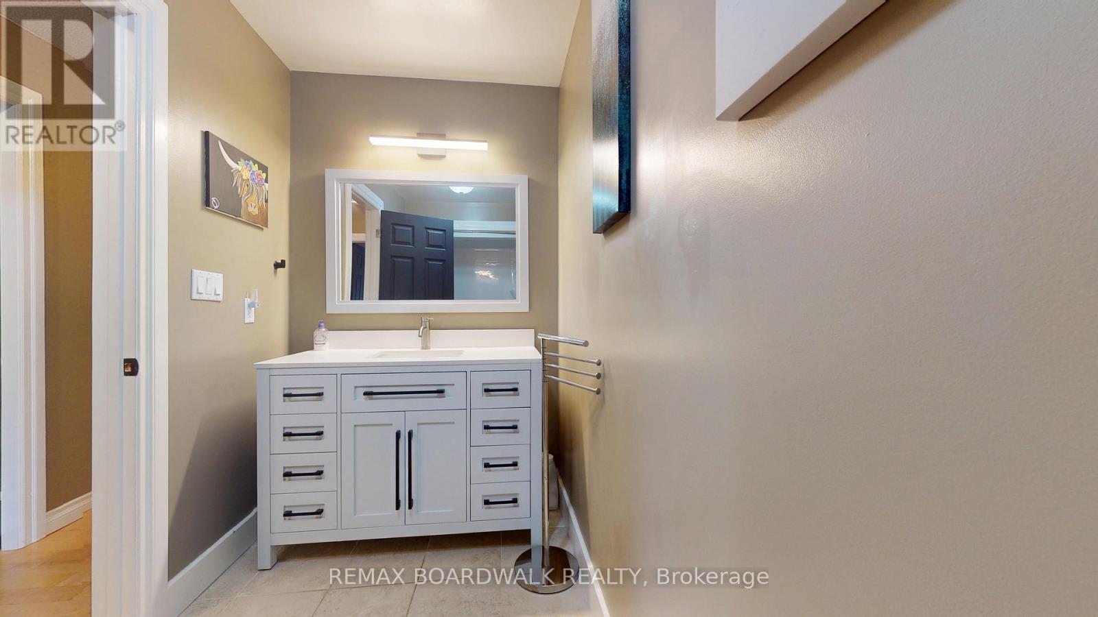 3 WILLOW DRIVE - 26