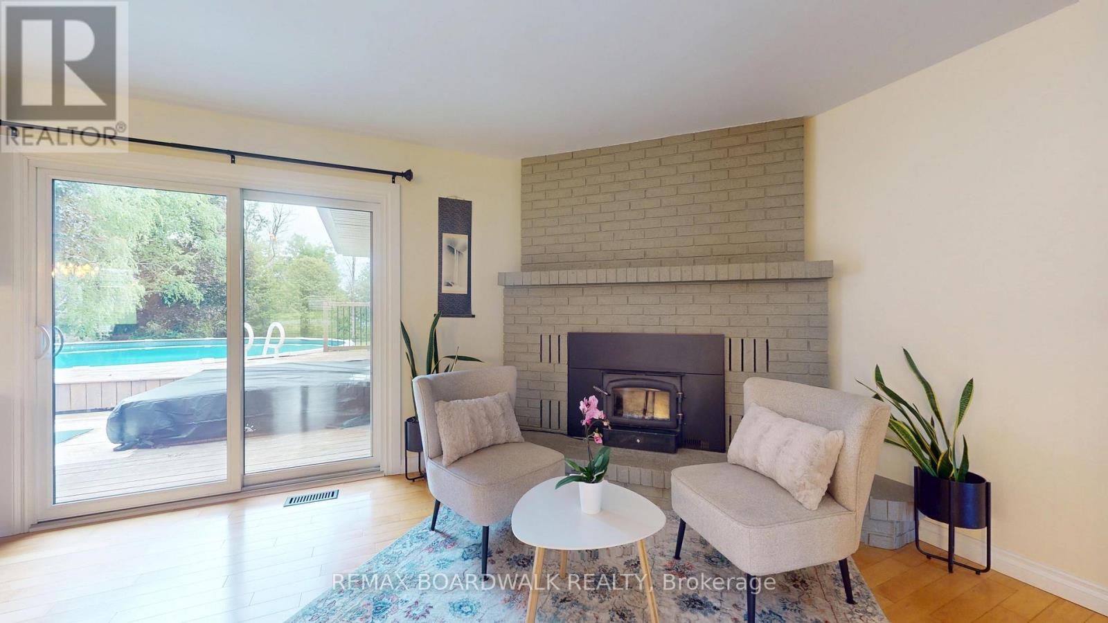 3 WILLOW DRIVE - 5