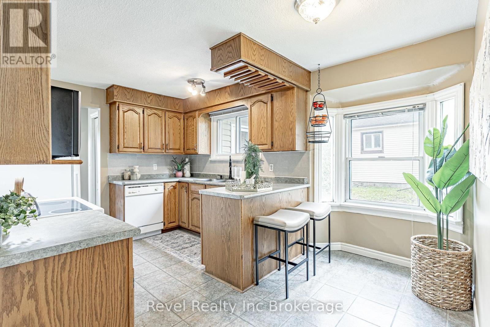285 FINKLE STREET - 10