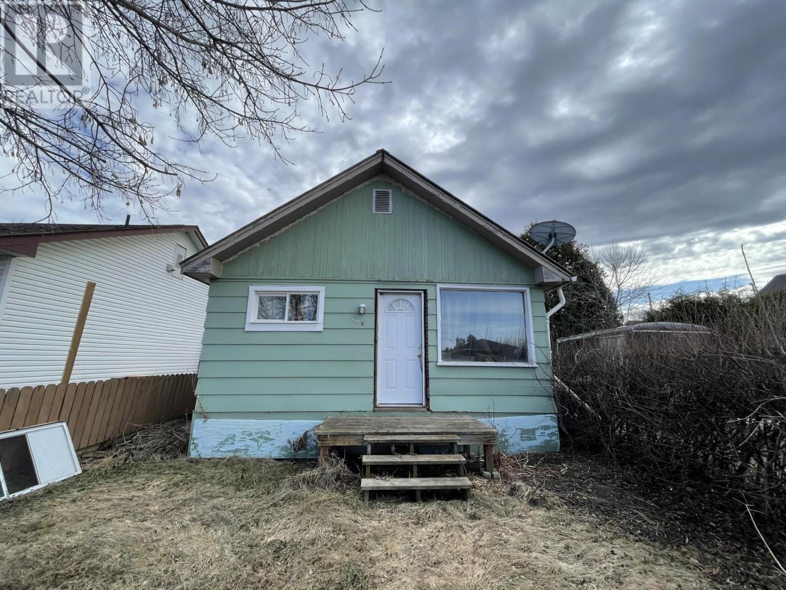 1308 Francis ST - 7