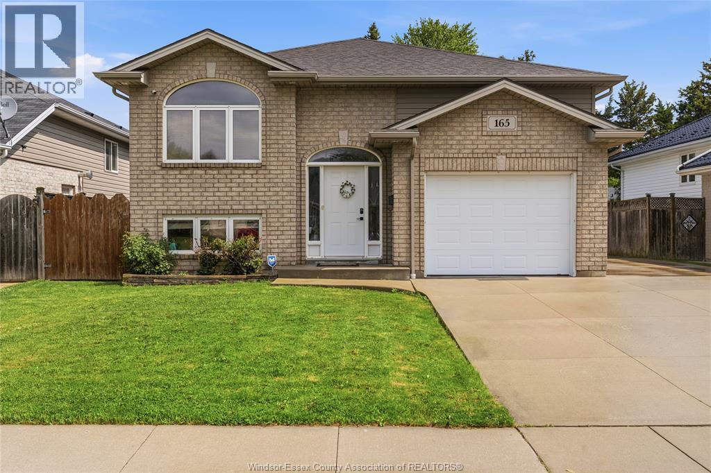 165 THOMAS AVENUE - 1