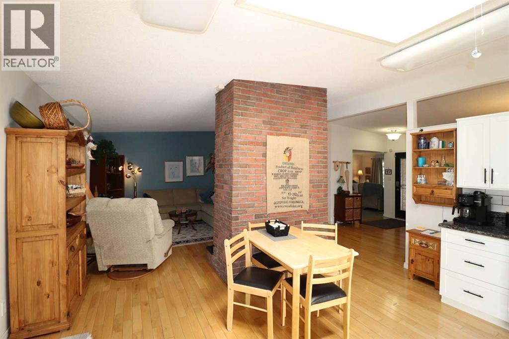 1723 Lakemount Boulevard S — photo 9