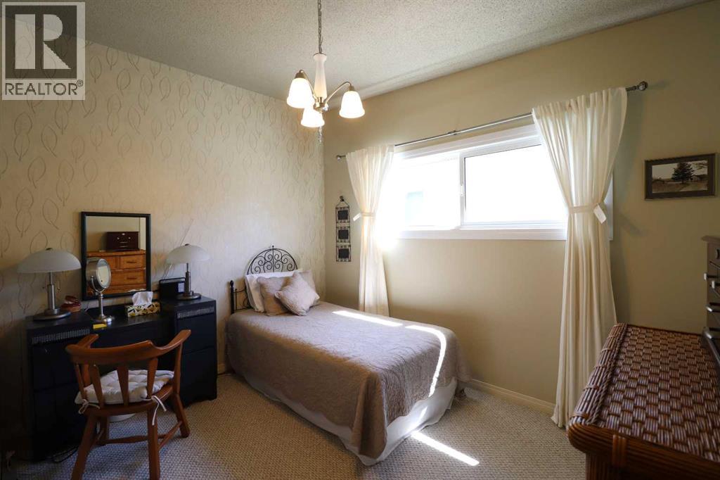 1723 Lakemount Boulevard S — photo 18