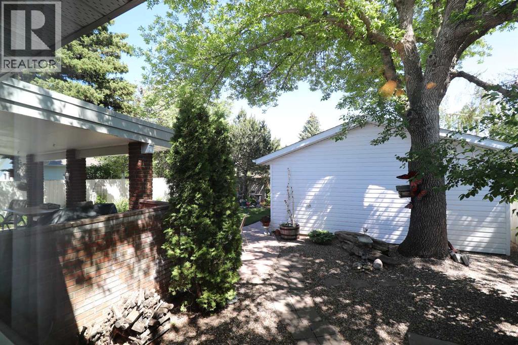 1723 Lakemount Boulevard S — photo 39