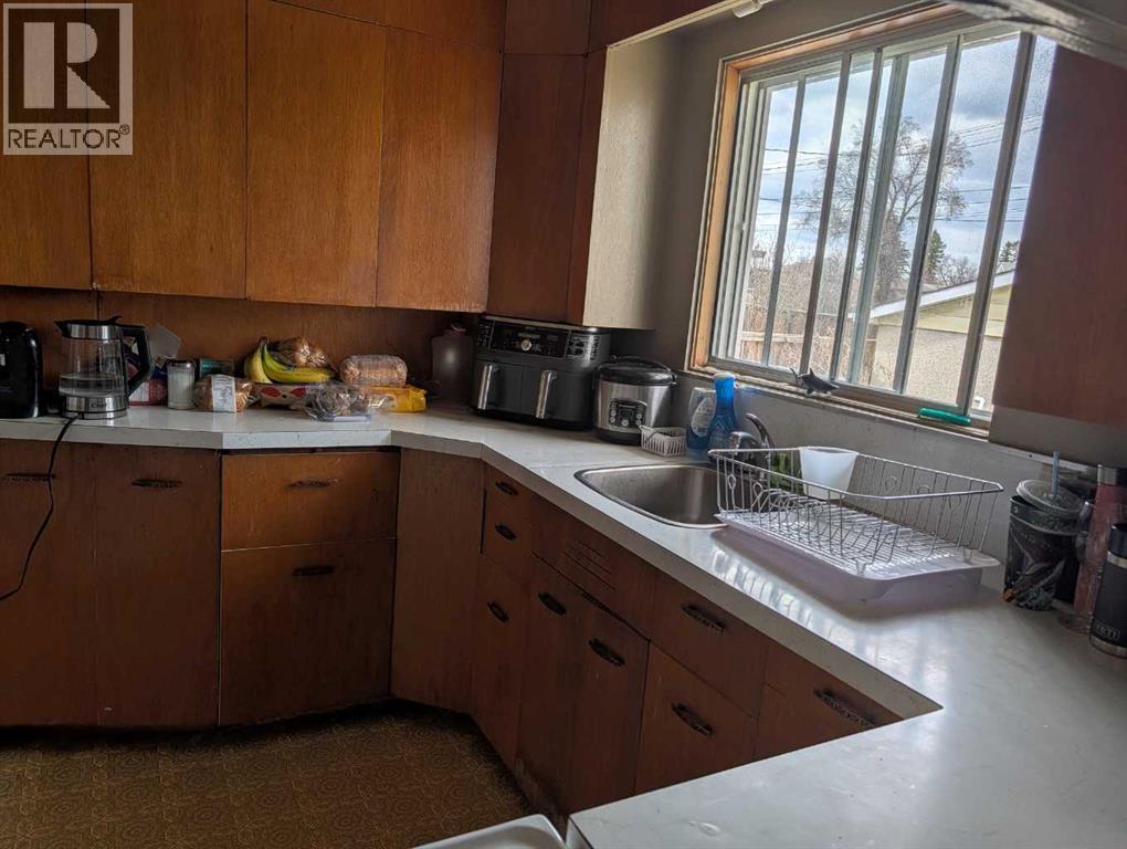 4612 50A Avenue - 4