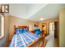 Partial bathroom - 1003 Mountain View Road Unit# D, Rossland, BC V0G1Y0 Photo 7
