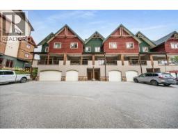 Primary Bedroom - 1003 Mountain View Road Unit# D, Rossland, BC V0G1Y0 Photo 10