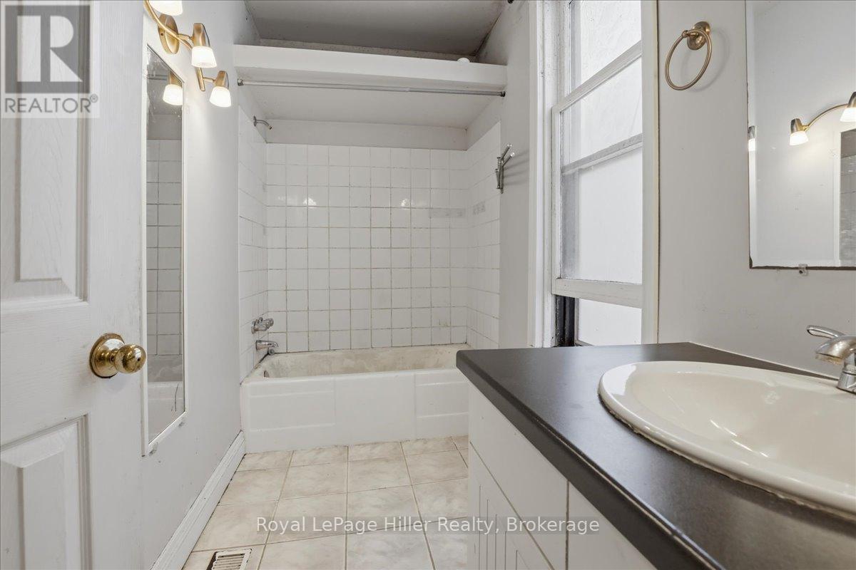 166 WEST GORE STREET - 12