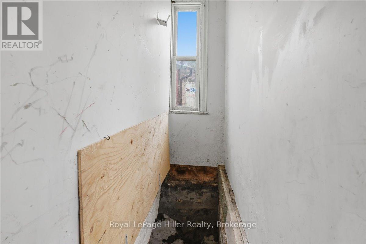 166 WEST GORE STREET - 19
