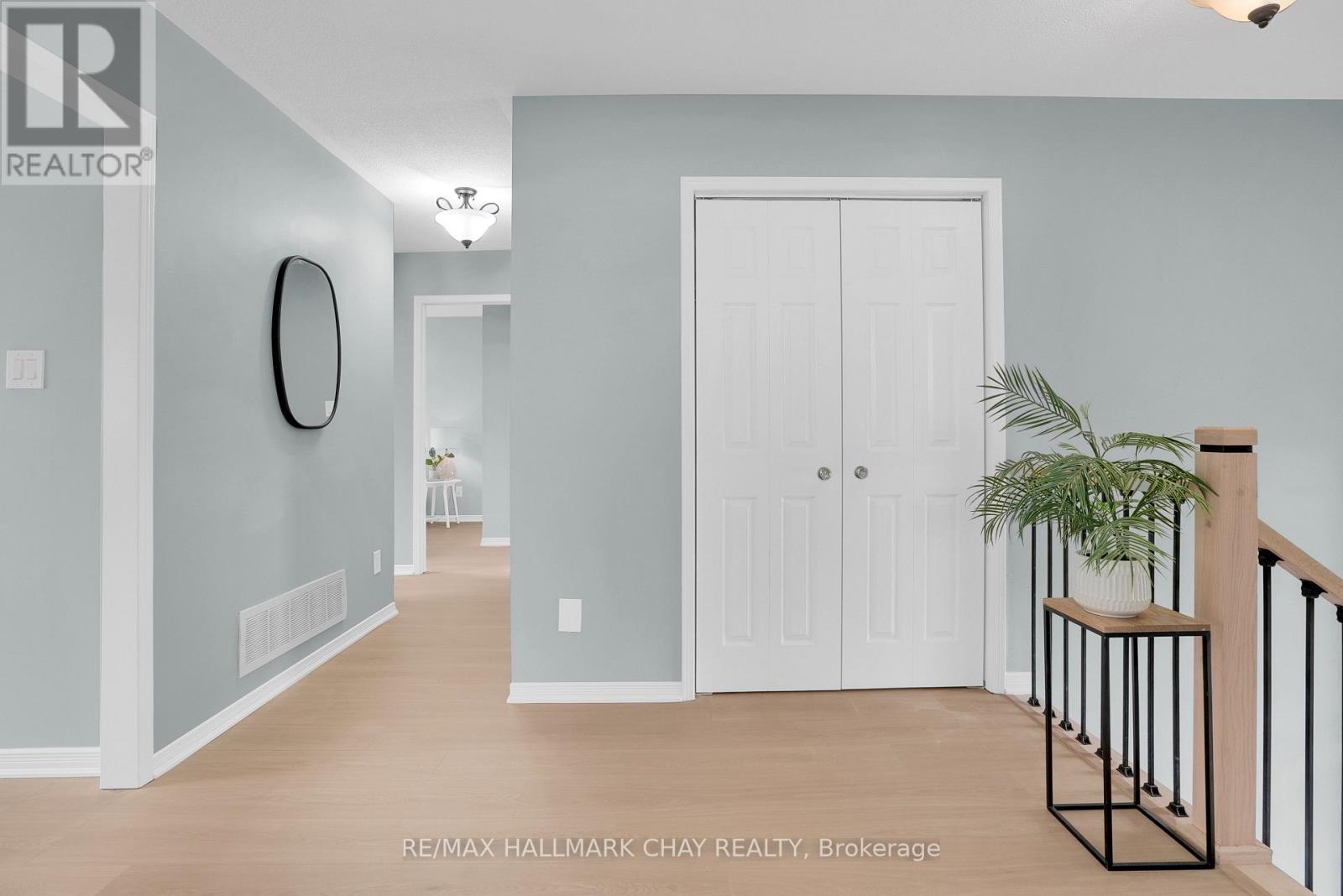 121 HURONIA ROAD - 10