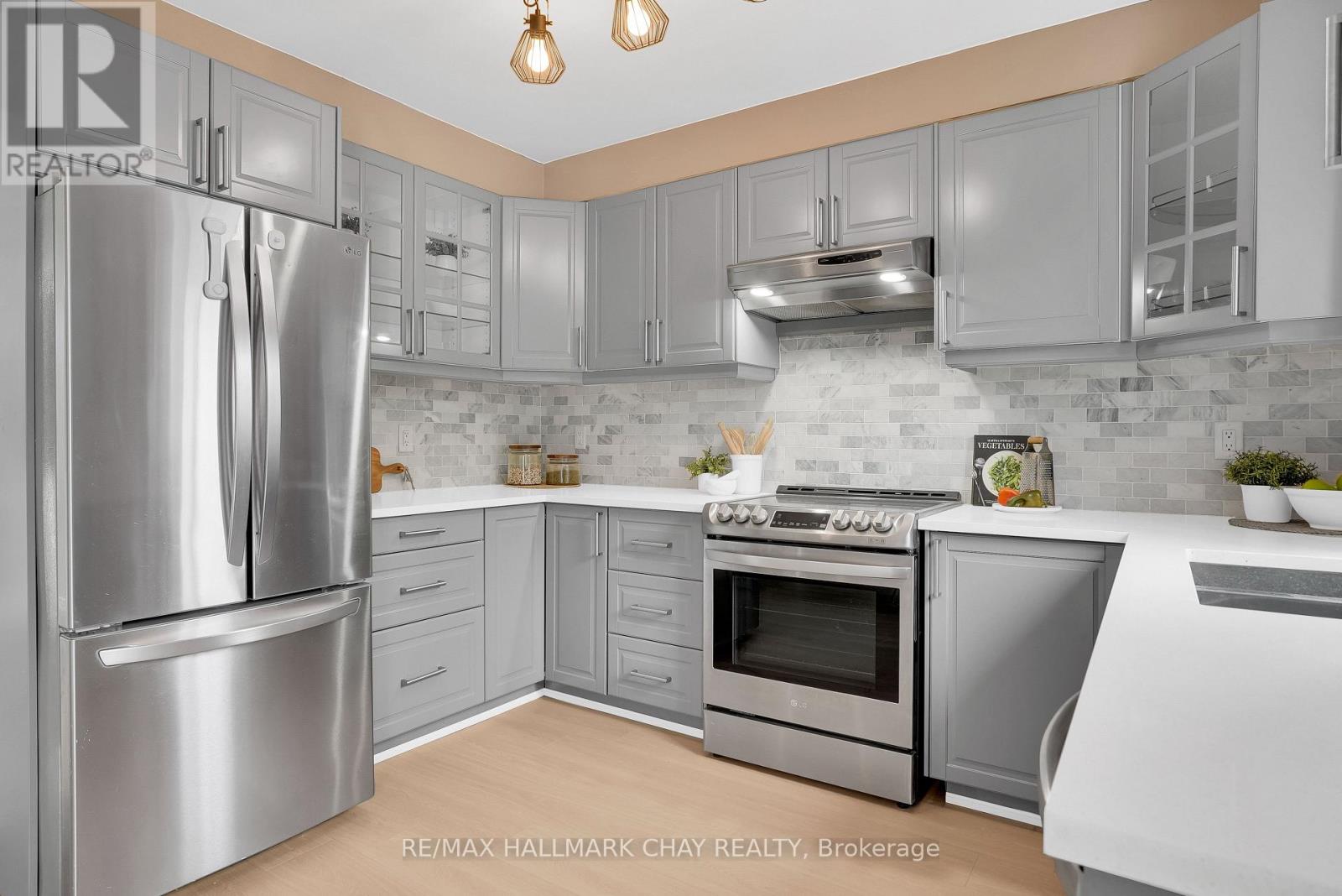 121 HURONIA ROAD - 14