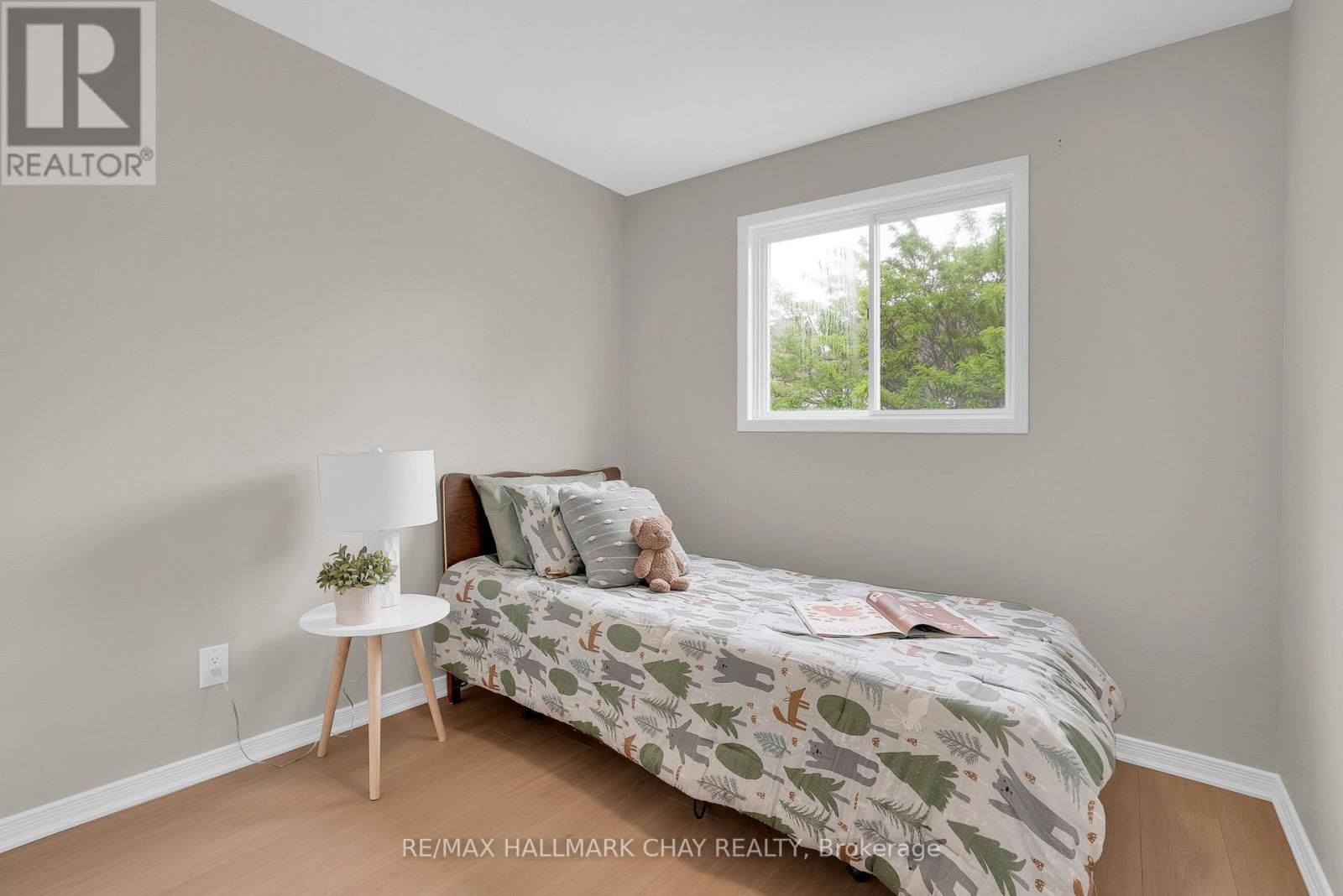 121 HURONIA ROAD - 16