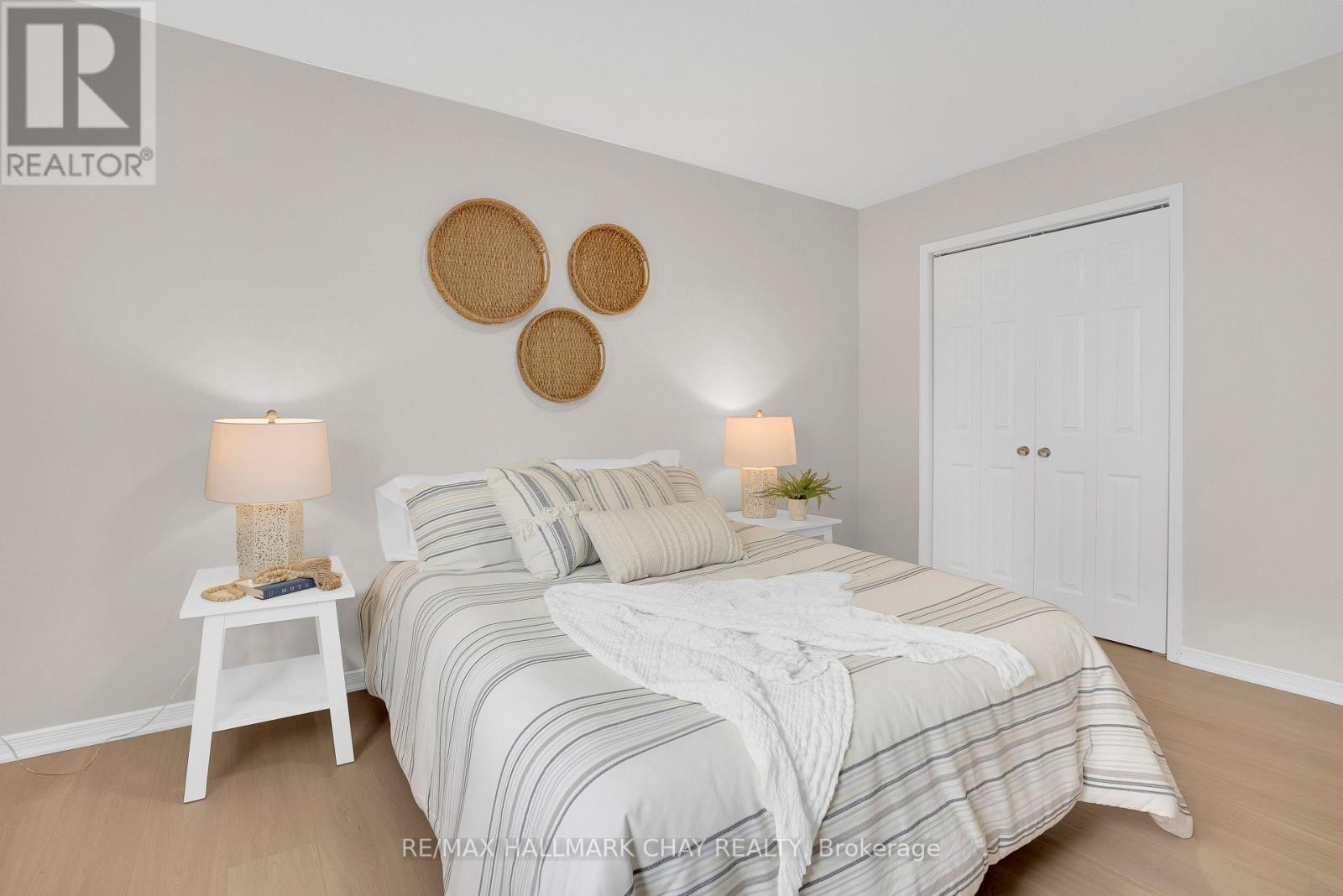 121 HURONIA ROAD - 19