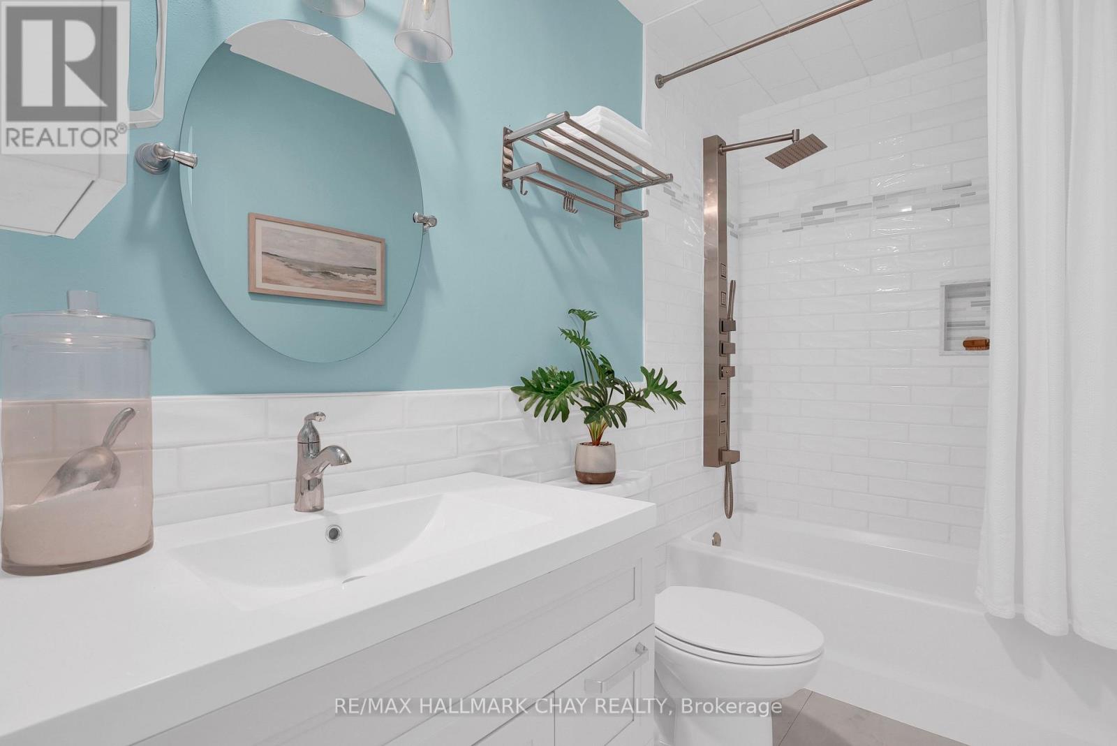121 HURONIA ROAD - 21