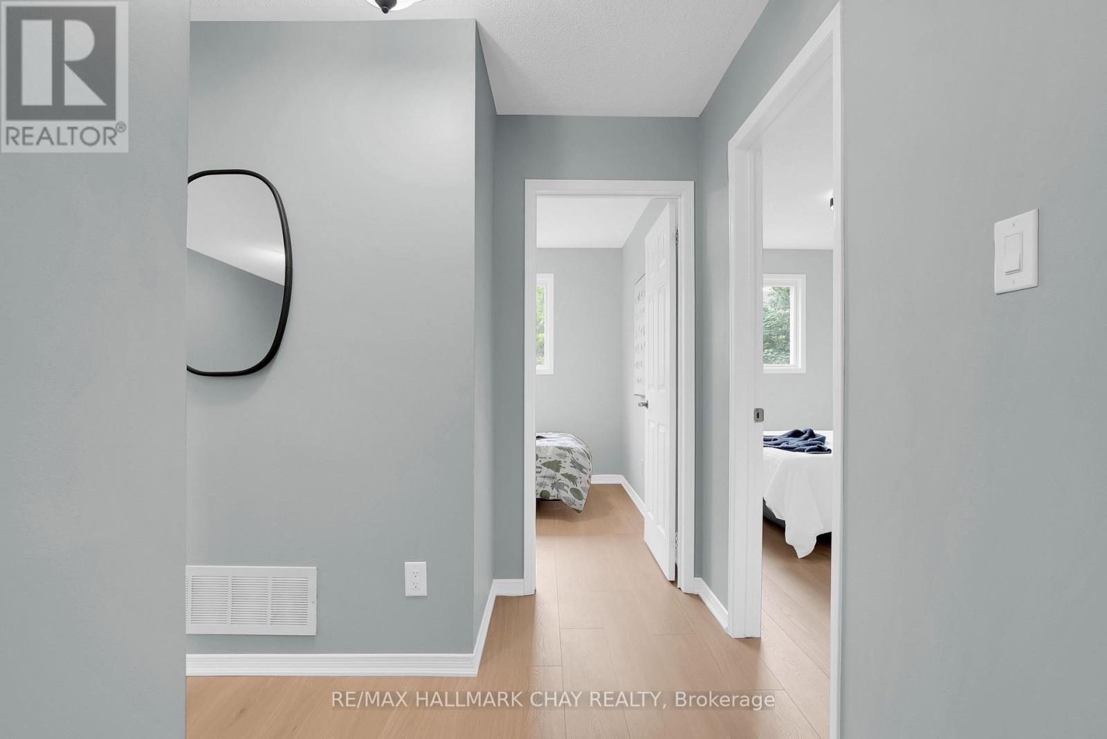 121 HURONIA ROAD - 24