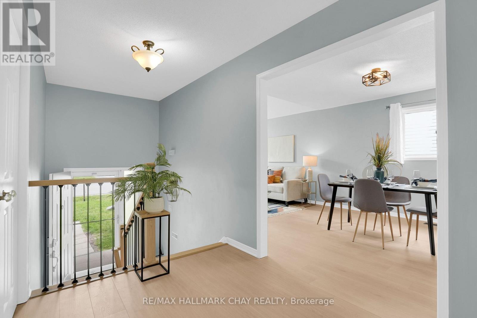 121 HURONIA ROAD - 25