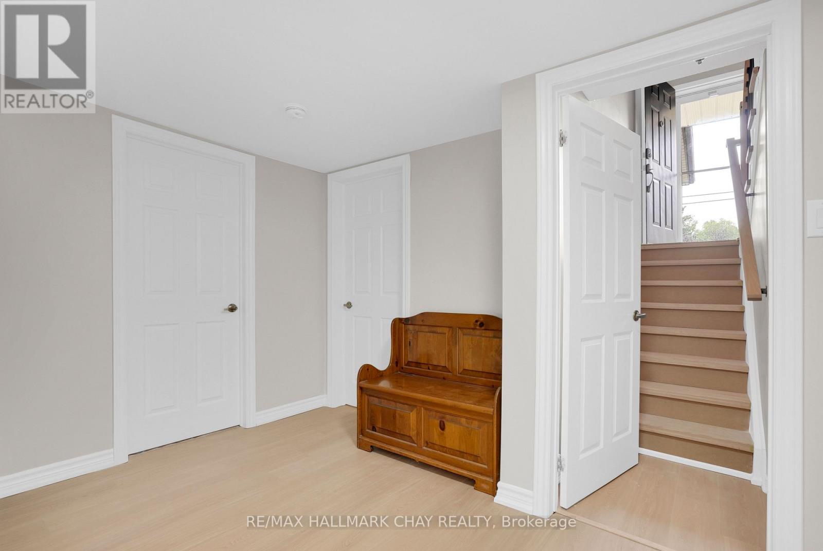 121 HURONIA ROAD - 30