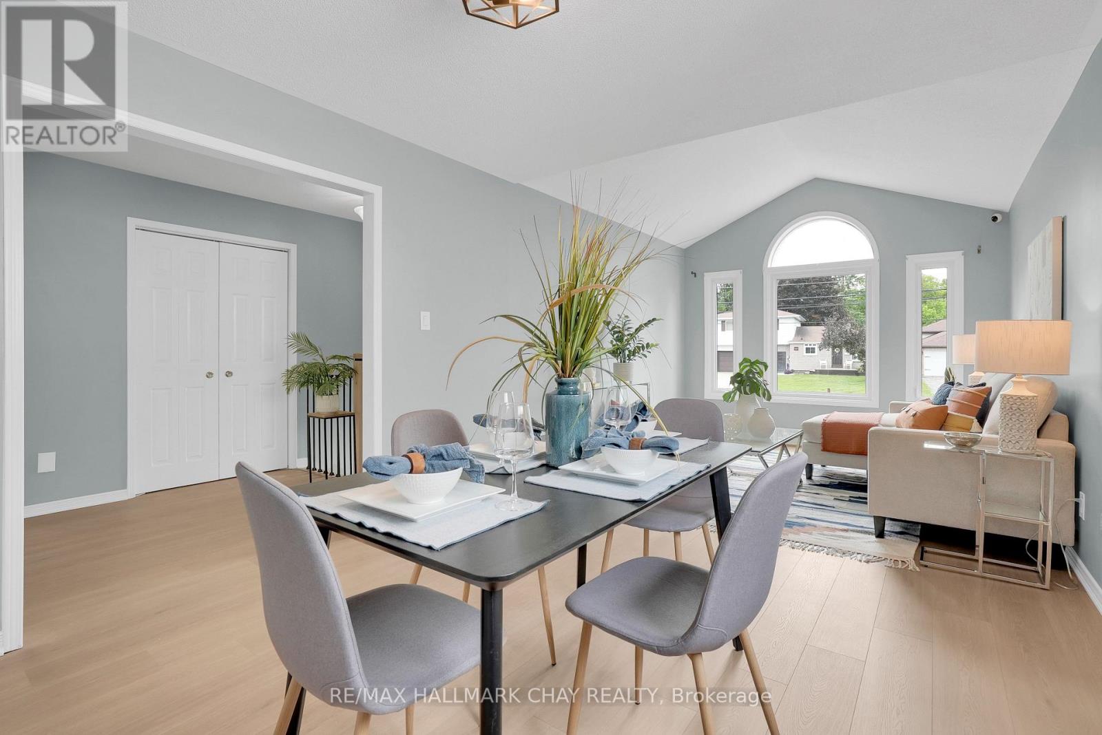 121 HURONIA ROAD - 5
