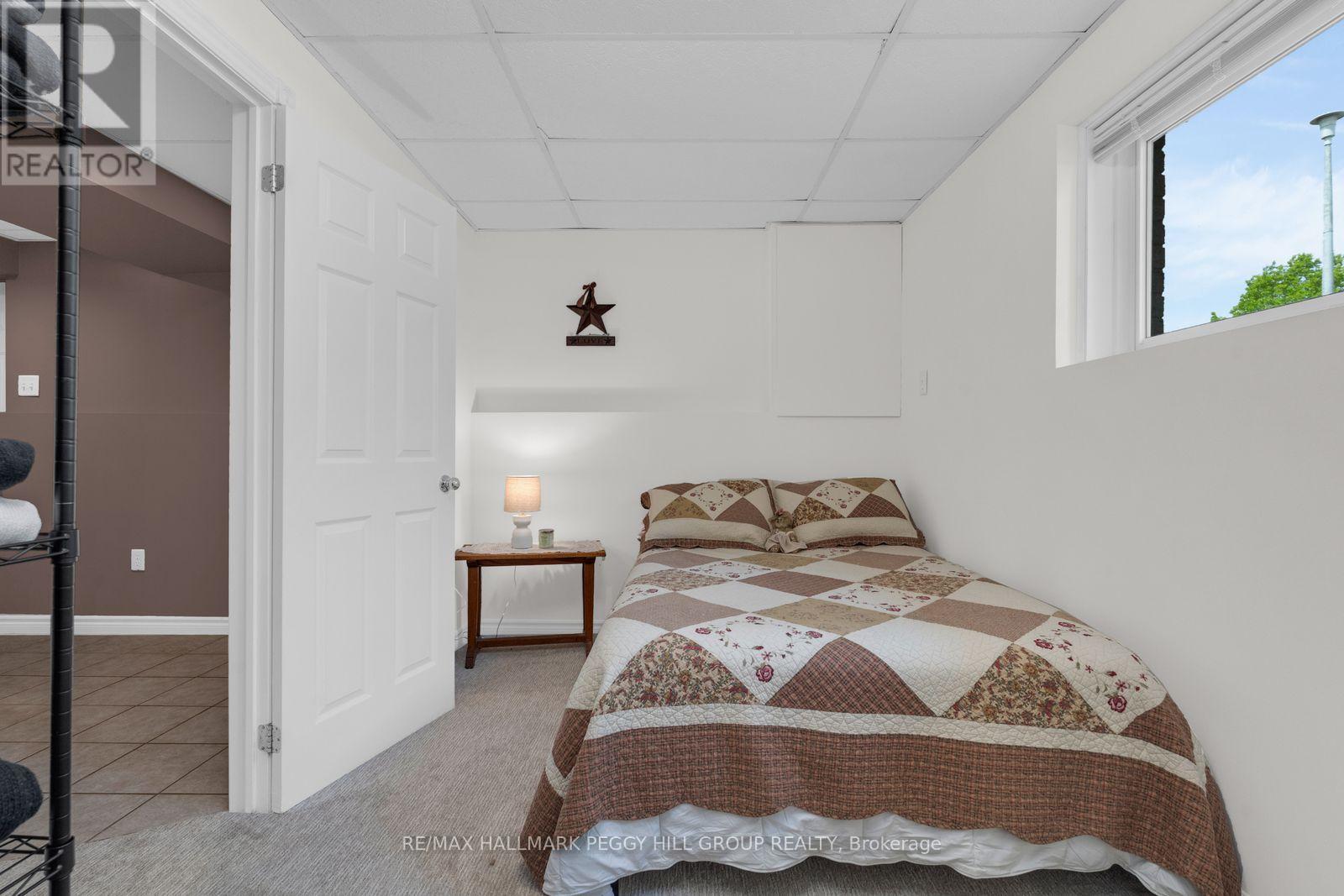 9 ADAMS AVENUE - Image 12