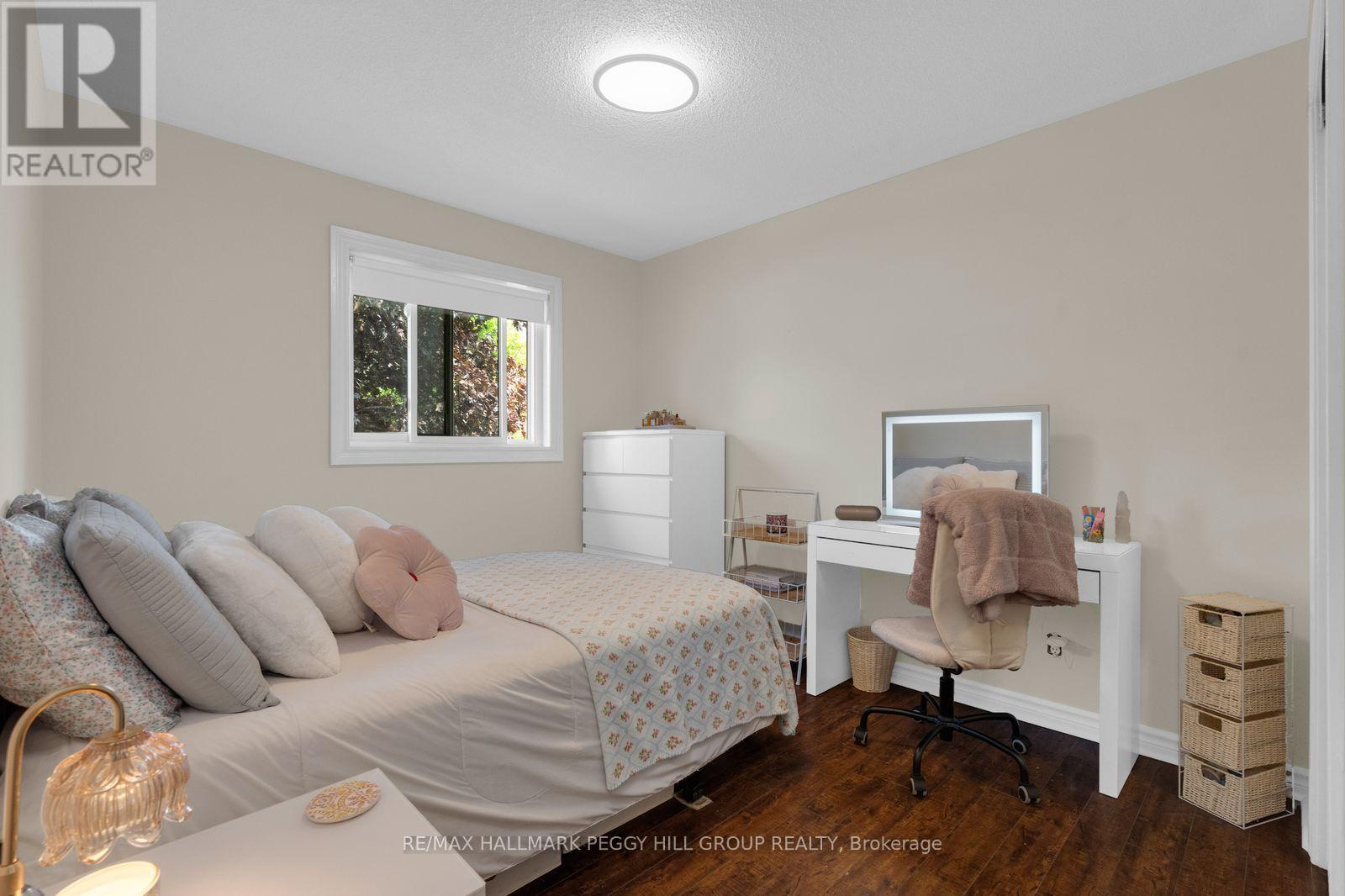 9 ADAMS AVENUE - Image 7