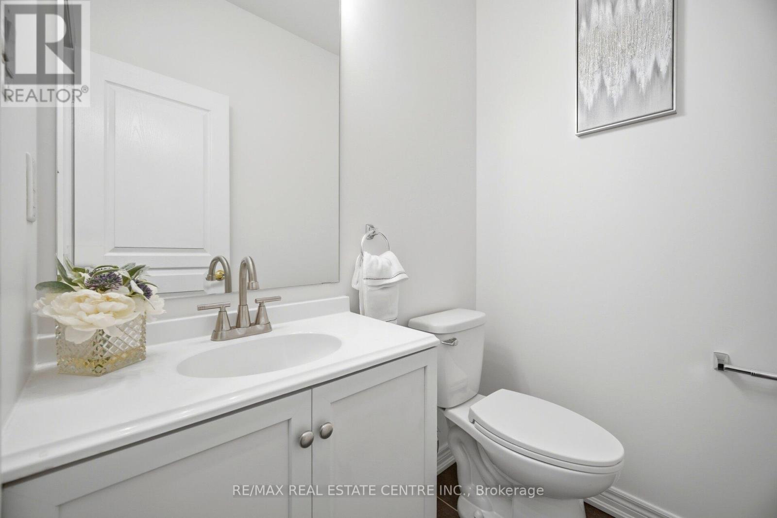 3085 DOYLE STREET - 26