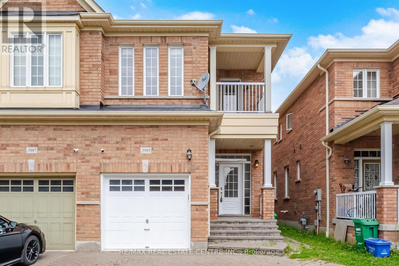 3085 DOYLE STREET - 2