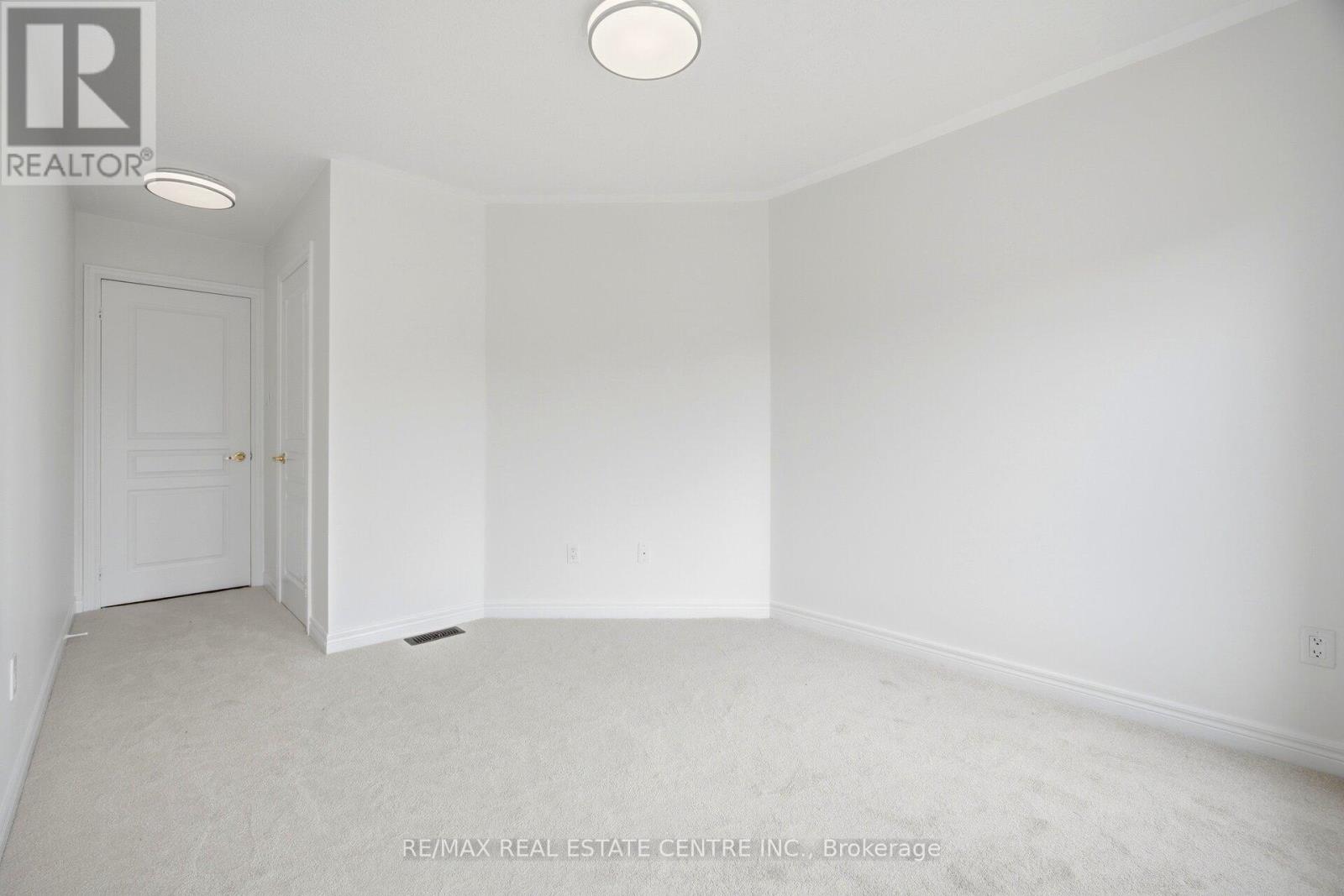 3085 DOYLE STREET - 44