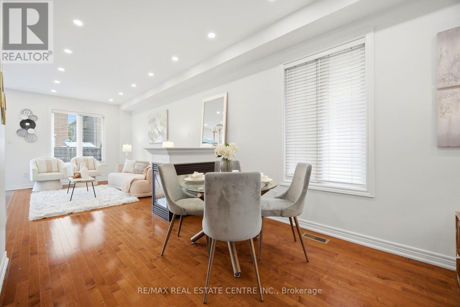 3085 DOYLE STREET - 10