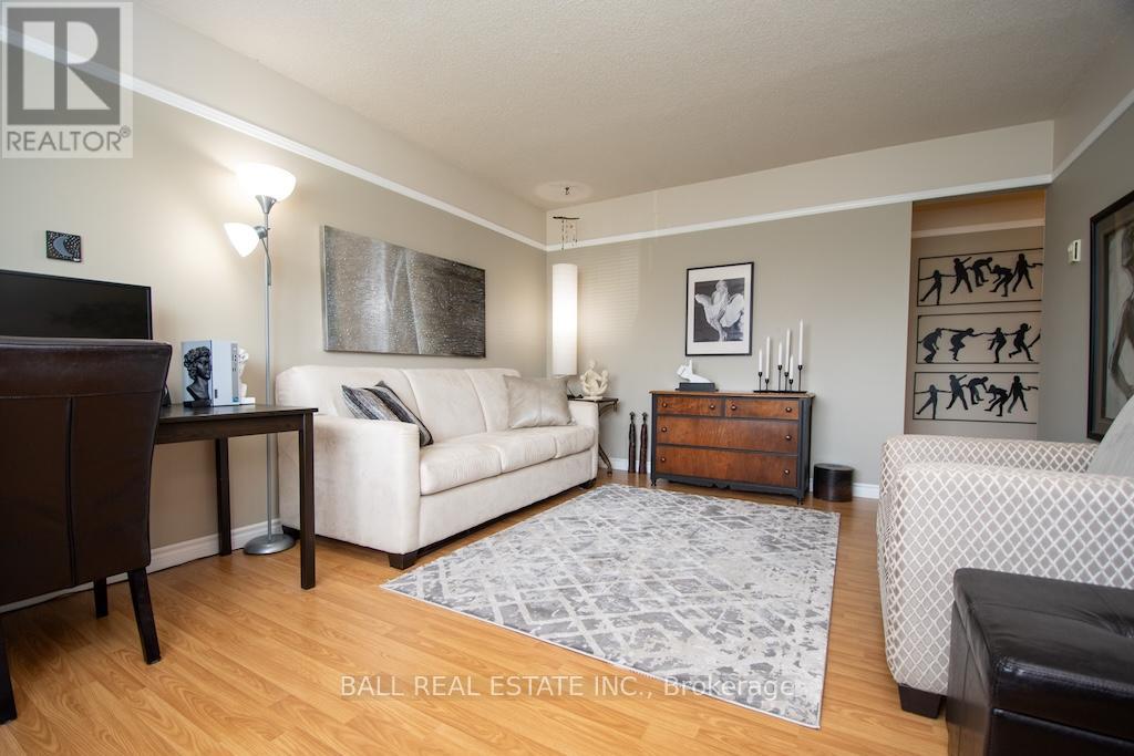 13 COYLE CRESCENT - 11
