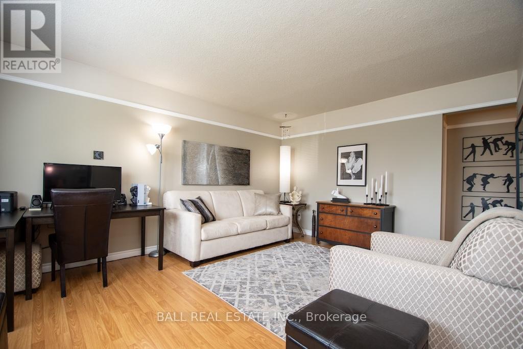 13 COYLE CRESCENT - 10