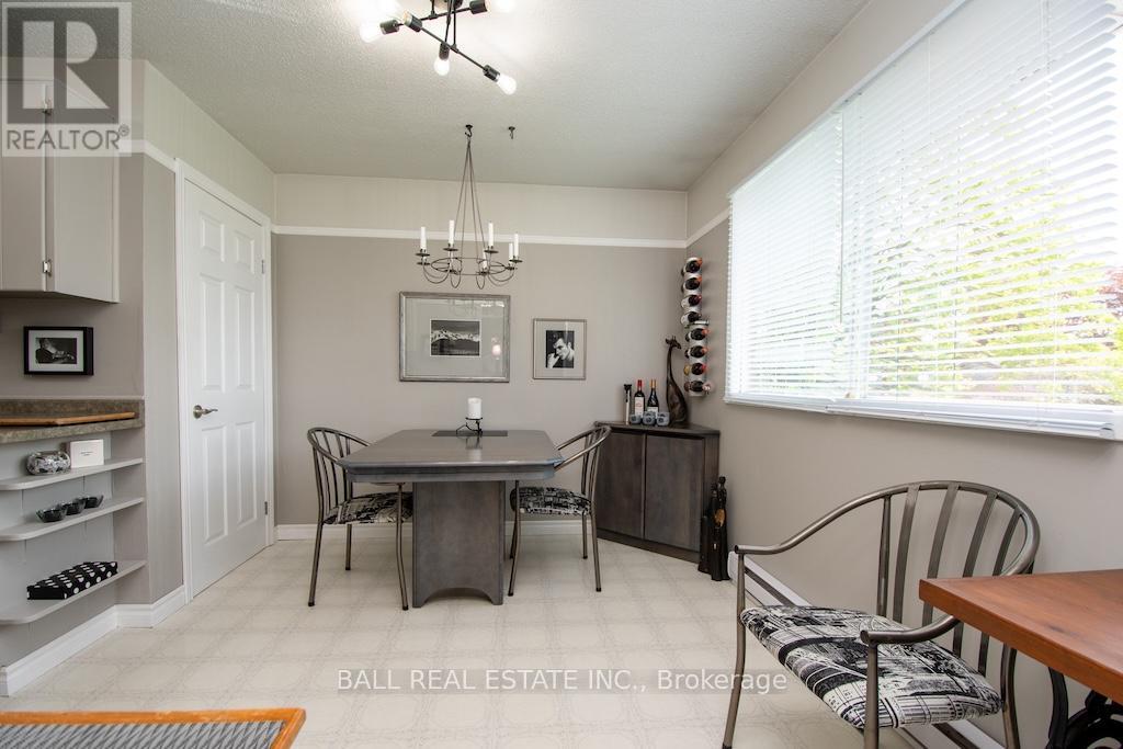 13 COYLE CRESCENT - 12