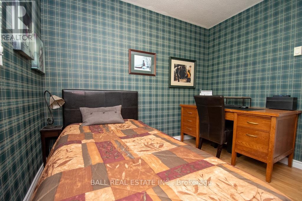 13 COYLE CRESCENT - 22