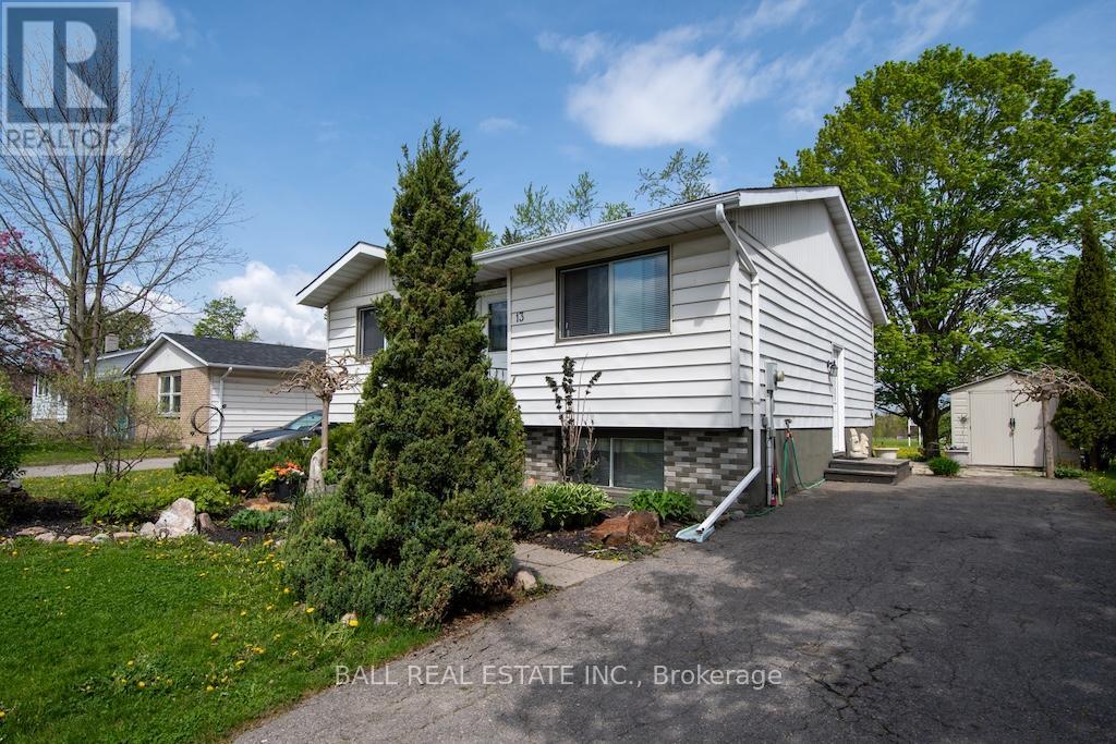 13 COYLE CRESCENT - 5