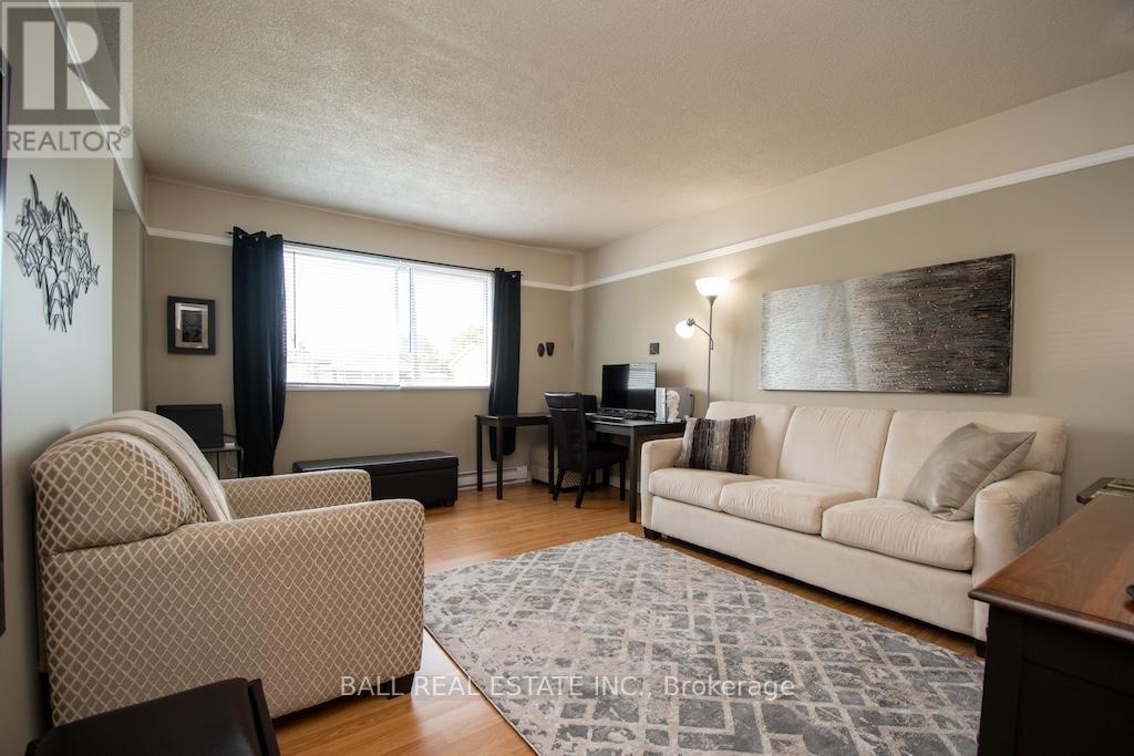 13 COYLE CRESCENT - 8