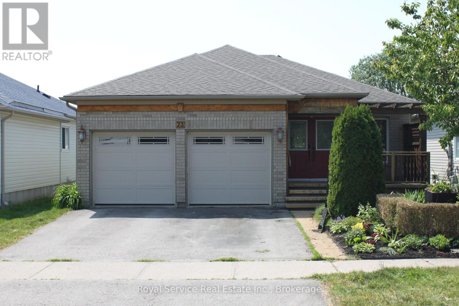 23 HUFFMAN AVENUE - 2