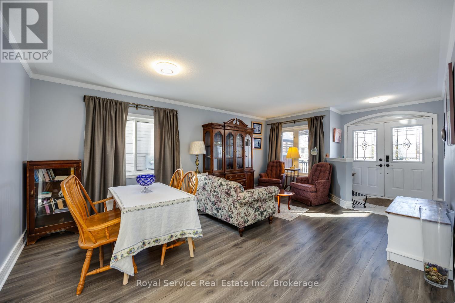 23 HUFFMAN AVENUE - 5