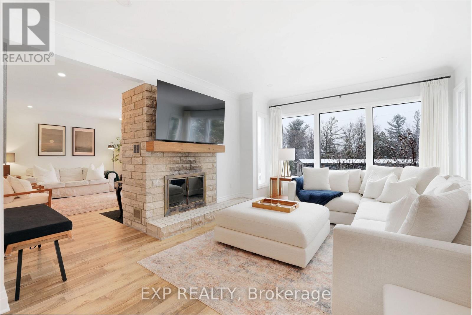 150 STEVENSON CRESCENT - 10