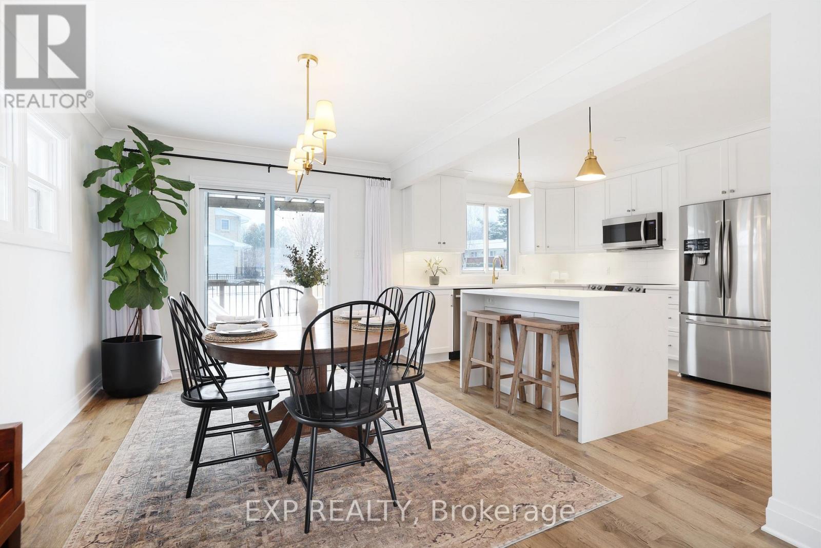 150 STEVENSON CRESCENT - 14