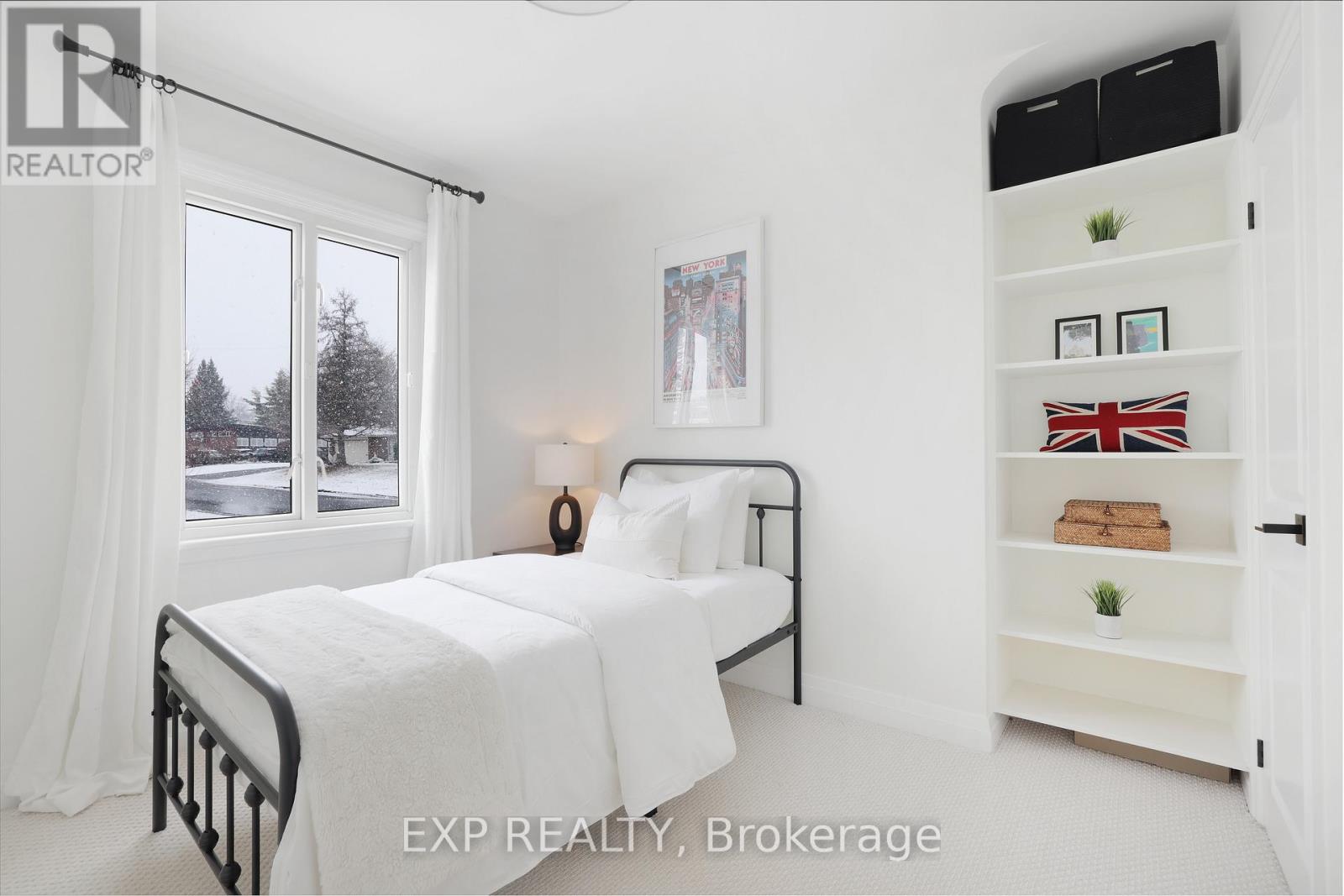 150 STEVENSON CRESCENT - 25