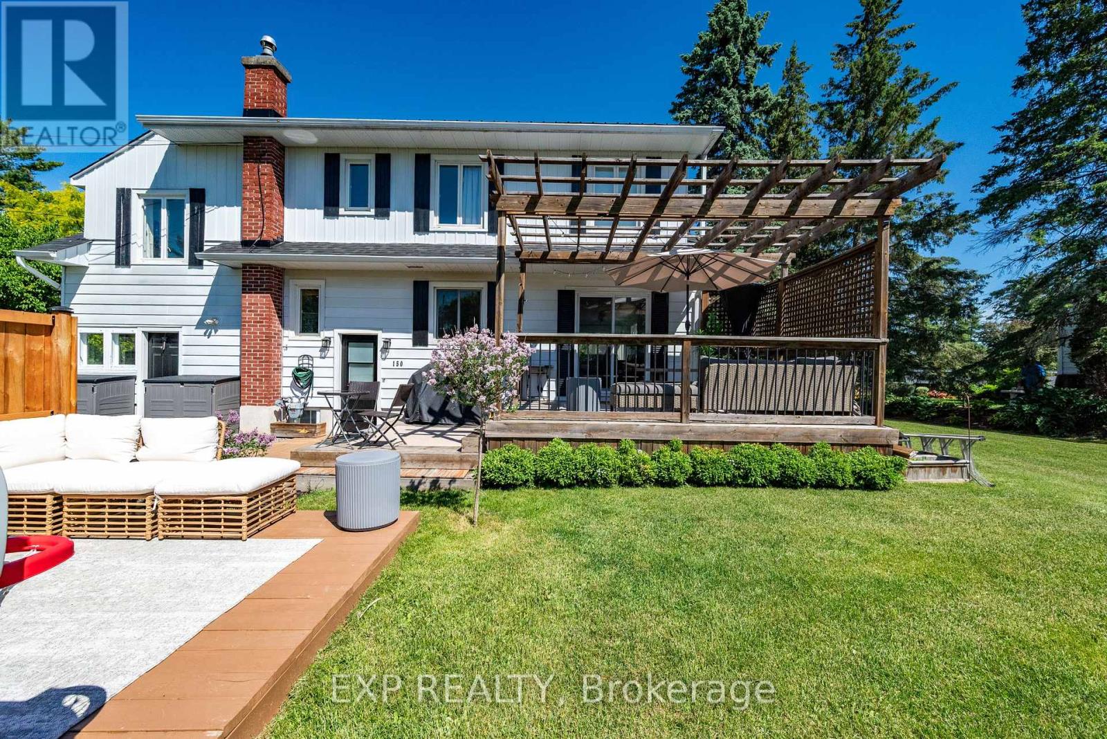 150 STEVENSON CRESCENT - 43