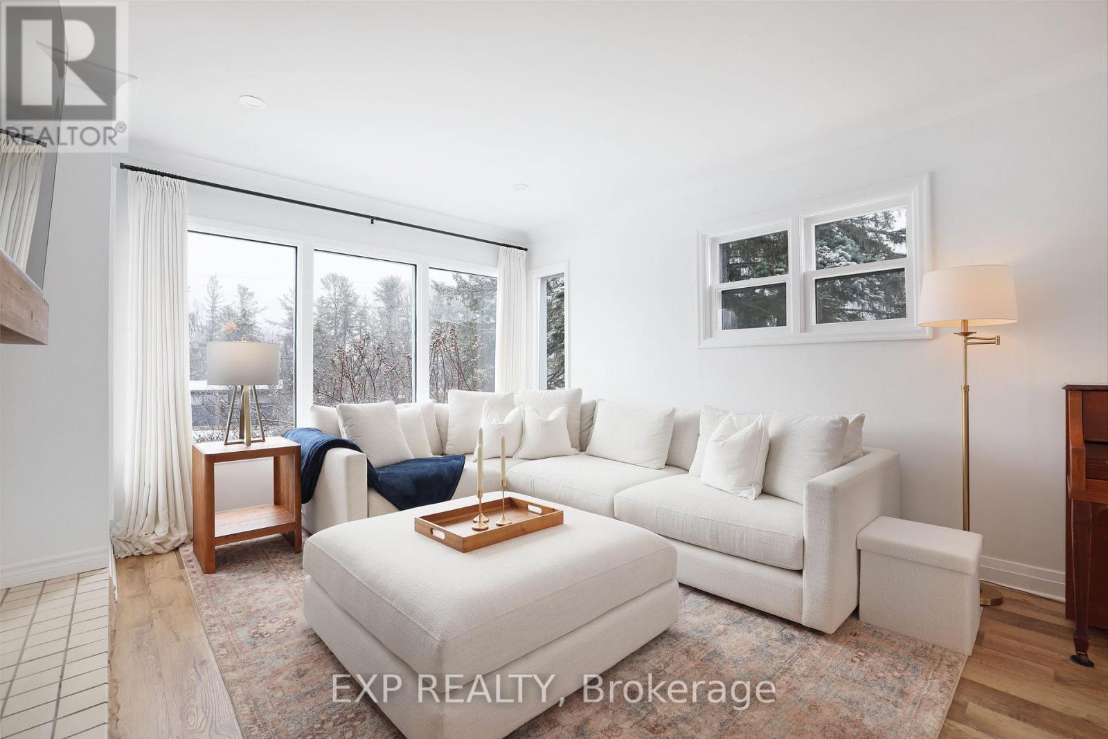 150 STEVENSON CRESCENT - 9