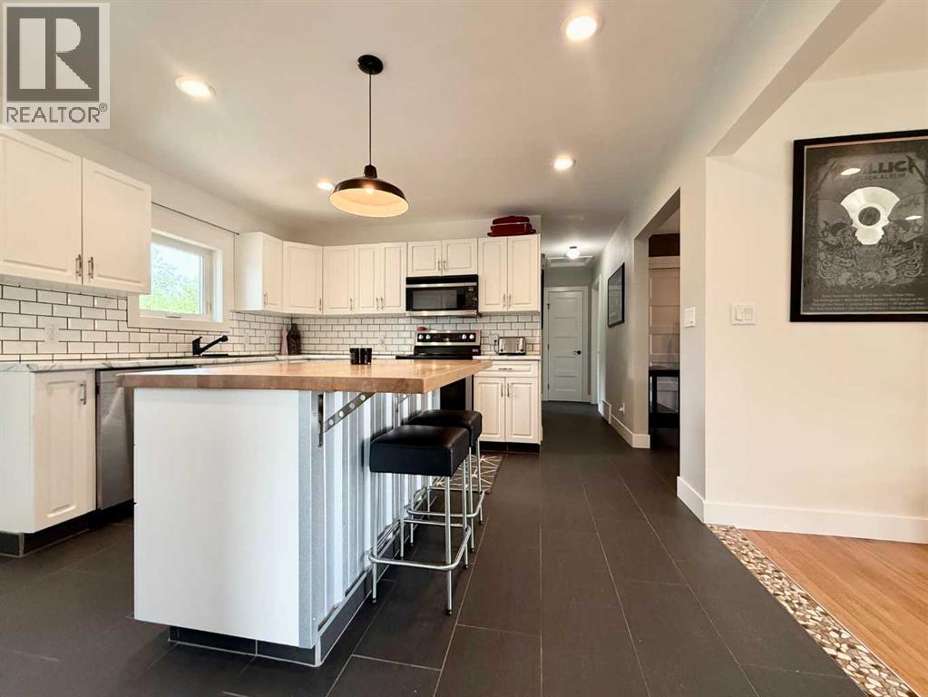 5144 53 Street - photo 2