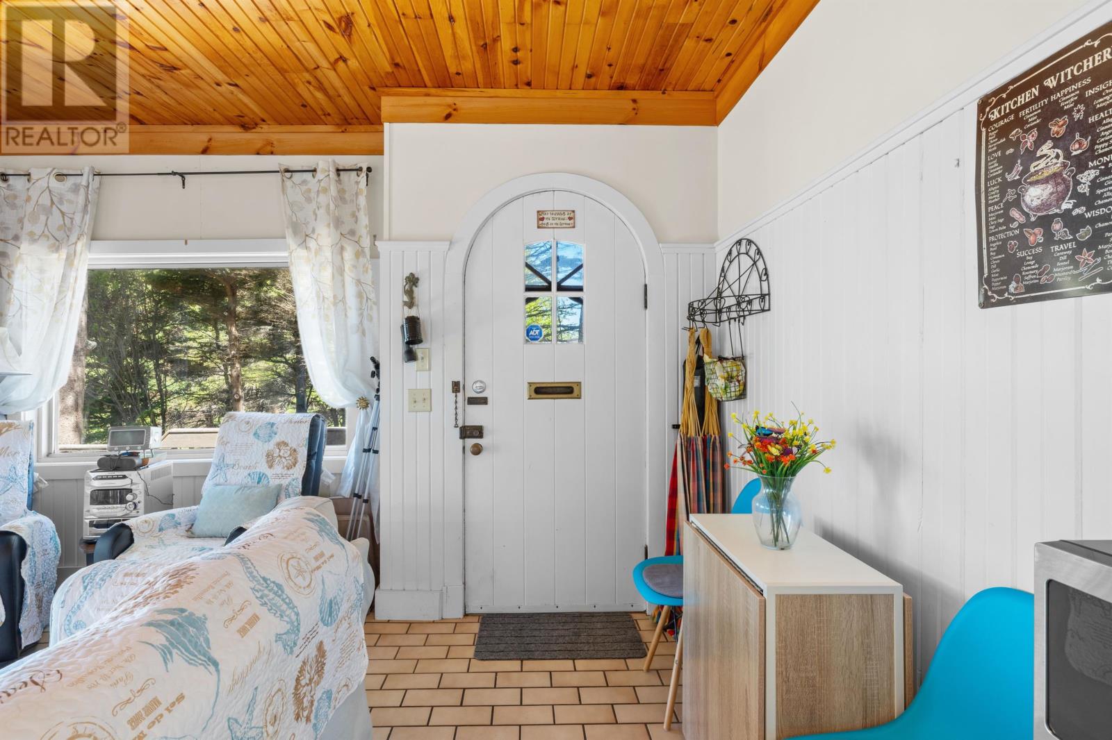82 Gordon Cove Road - Image 4