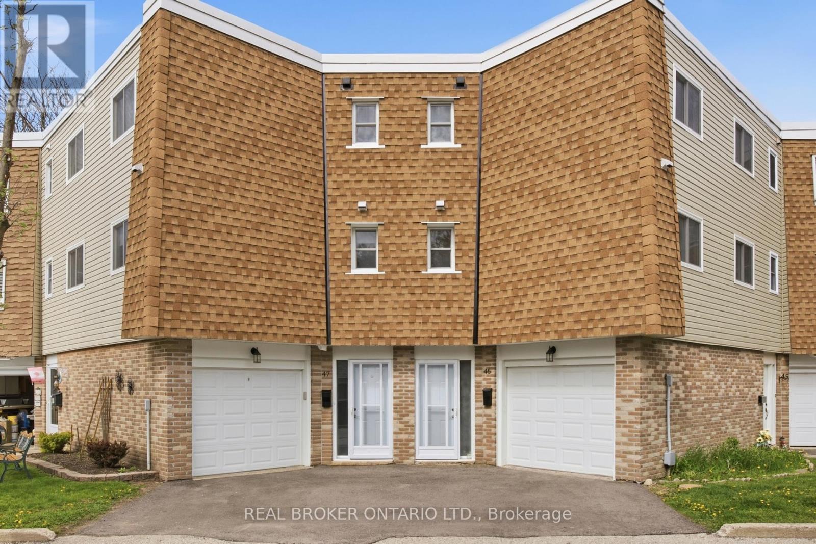 #46 60 ELMSDALE DRIVE - 1