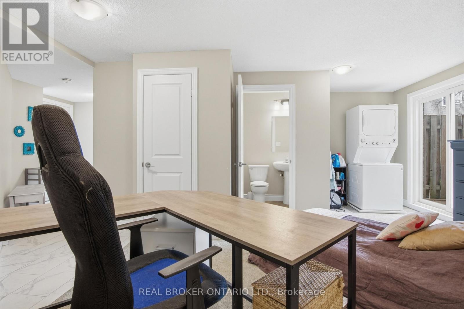 #46 60 ELMSDALE DRIVE - 12