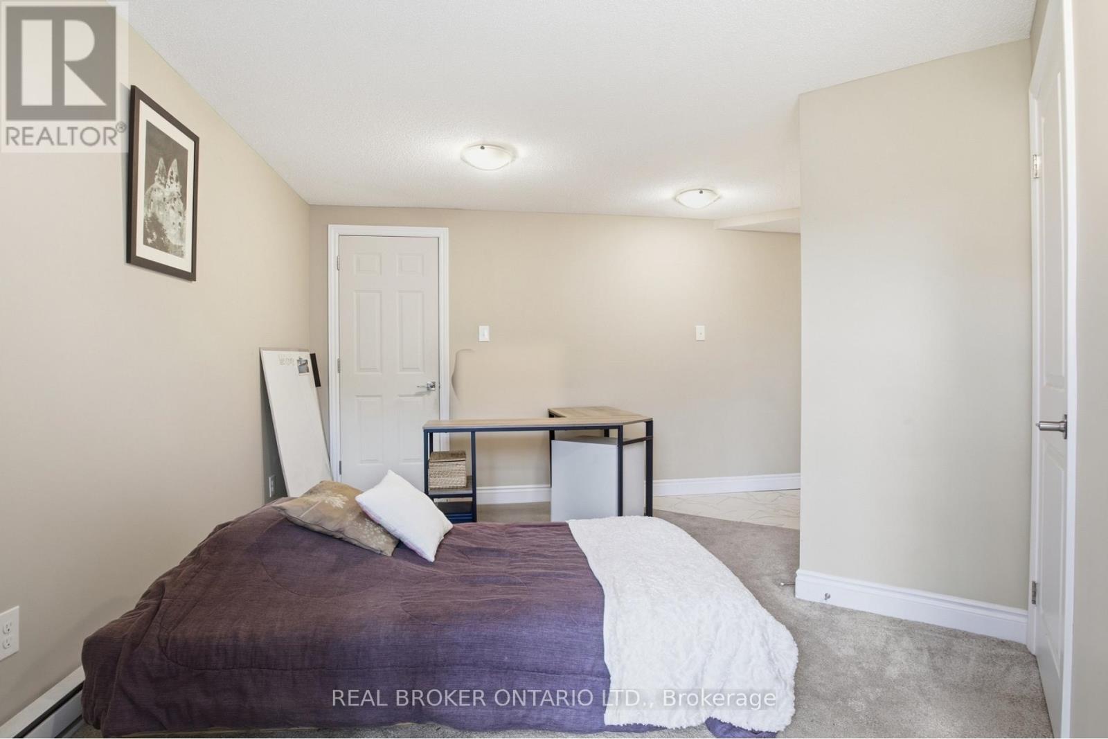 #46 60 ELMSDALE DRIVE - 13